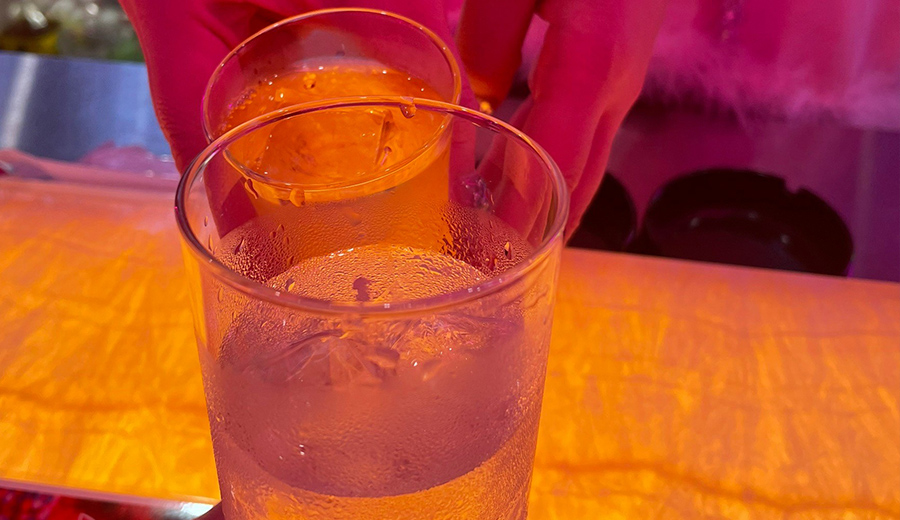 知ってる？アンタが飲んでるその一杯、実はめっちゃドラマチックやねん！ーカクテルの歴史ちょい深掘りSPー