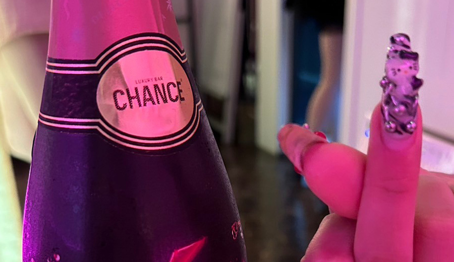 シャンパンとスパークリングワイン、ぶっちゃけ何が違うん？ミナミのバニーが教えるわ！