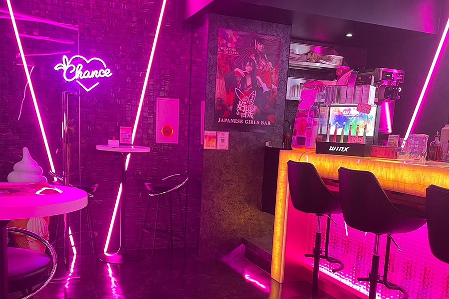 うぇーい！お酒の「？」を解決！バニーが教えるリキュールの世界ッ☆